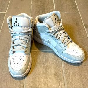 Jordan 1 Mid Grey Camo / Sz 7Y